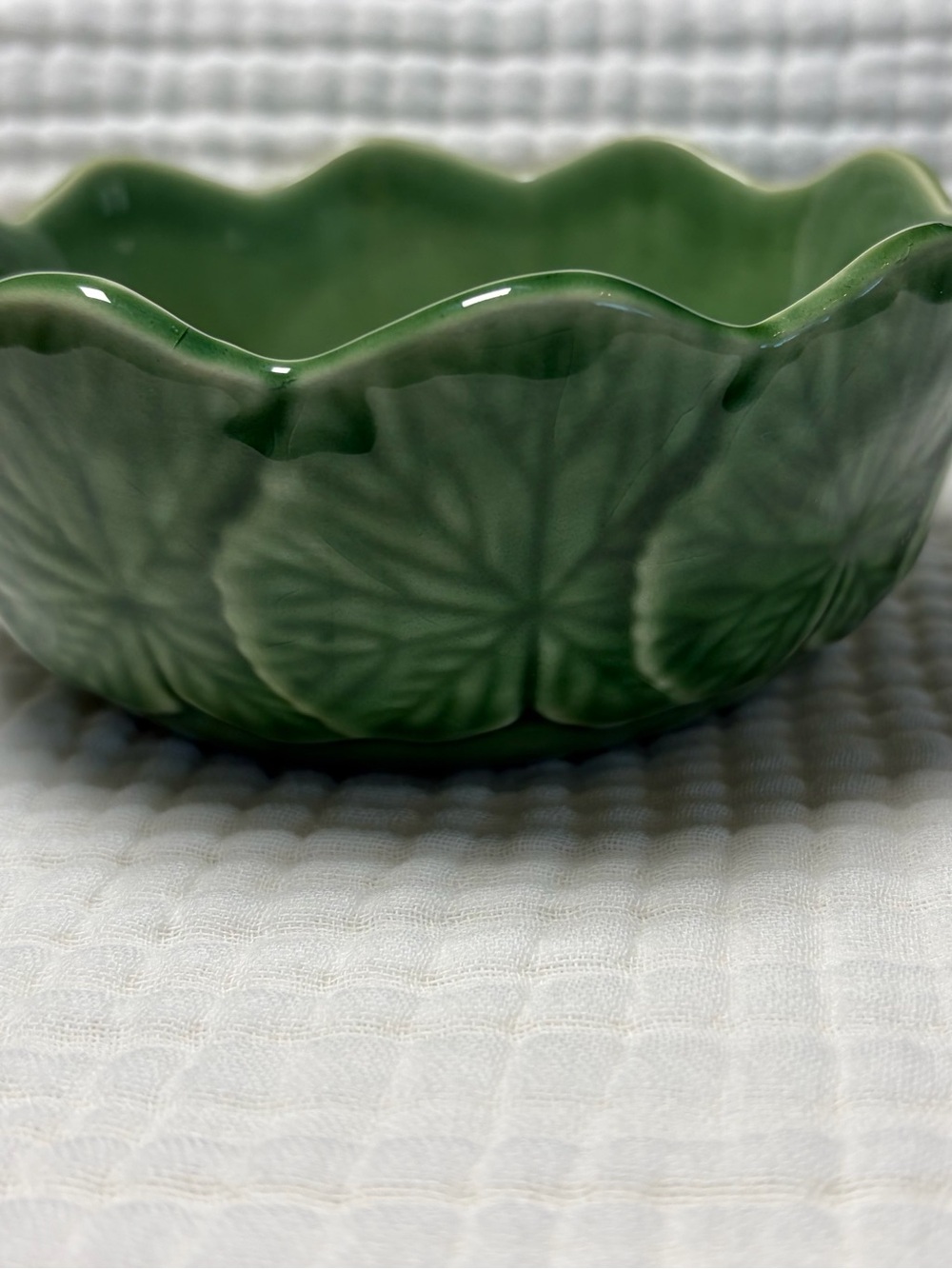 Bordallo Pinheiro Geranium Green Cereal Bowl Majolica 6”
